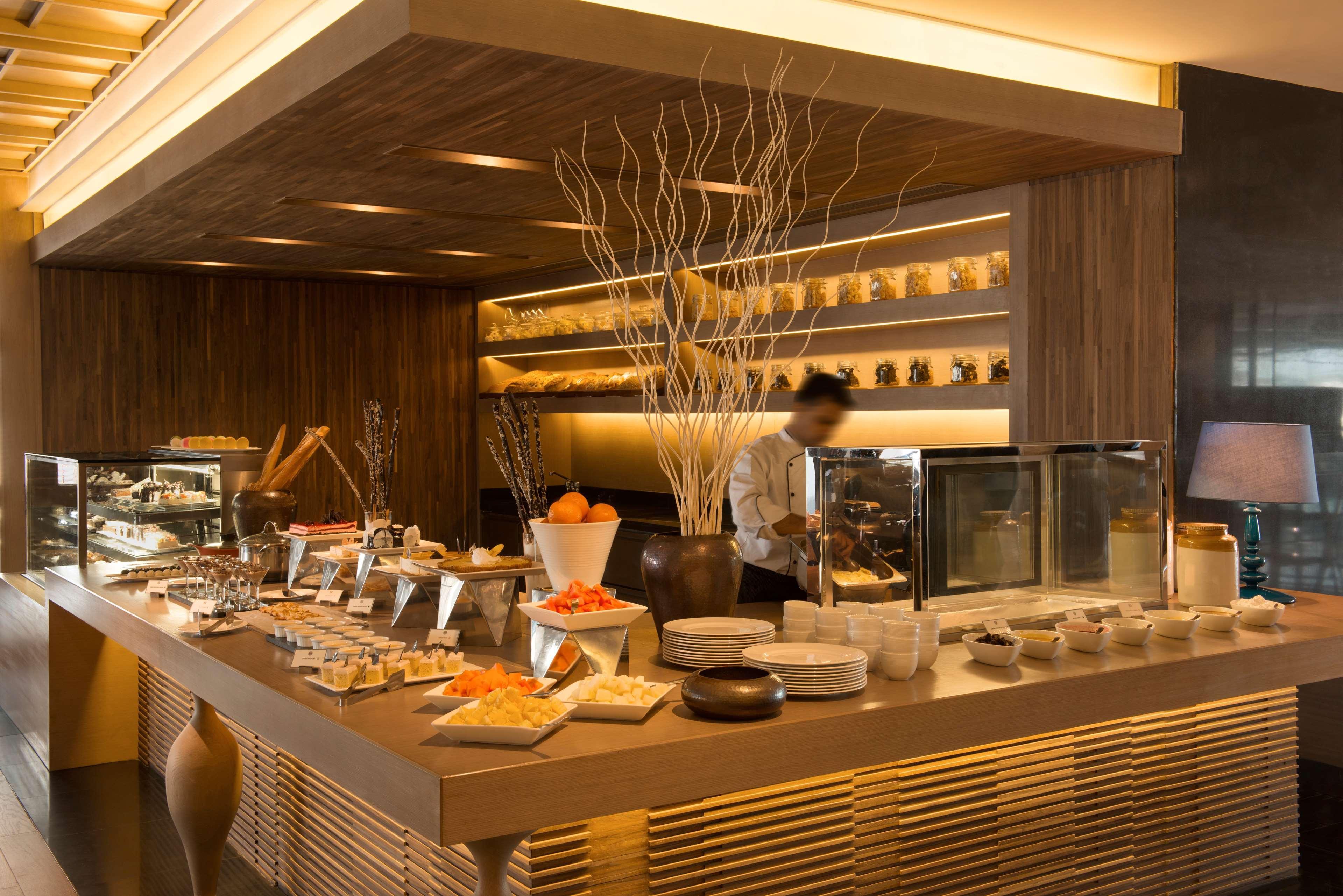 Hyatt Regency Ludhiana Hotel Exterior foto